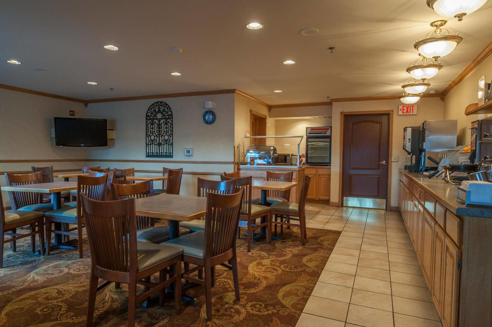 Country Inn & Suites By Radisson, Milwaukee Airport, Wi Extérieur photo